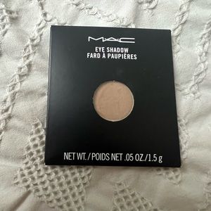 Mac Omega eyeshadow